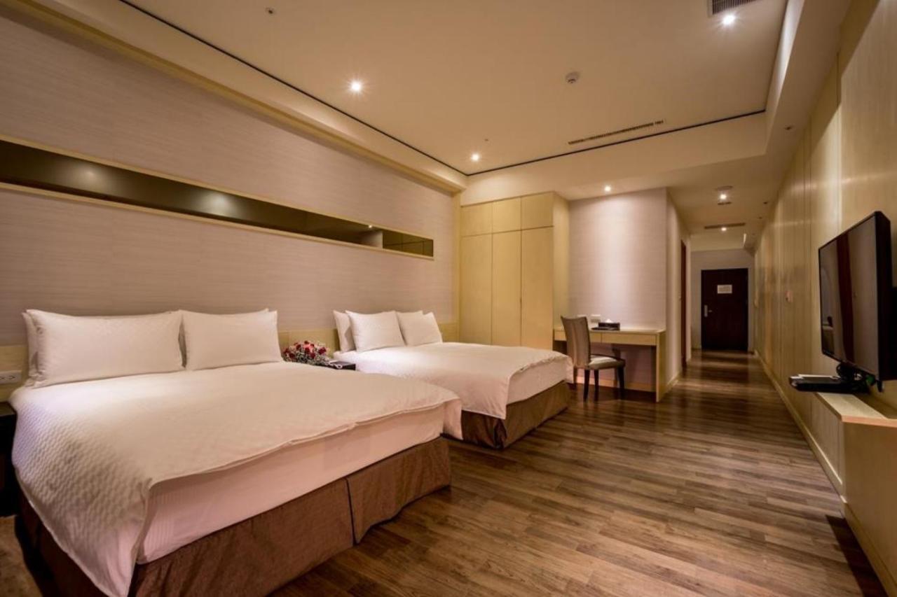 Jai Chateau Hotels & Hostels Tainan Zewnętrze zdjęcie