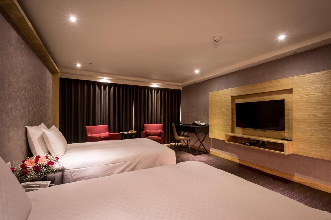 Jai Chateau Hotels & Hostels Tainan Zewnętrze zdjęcie