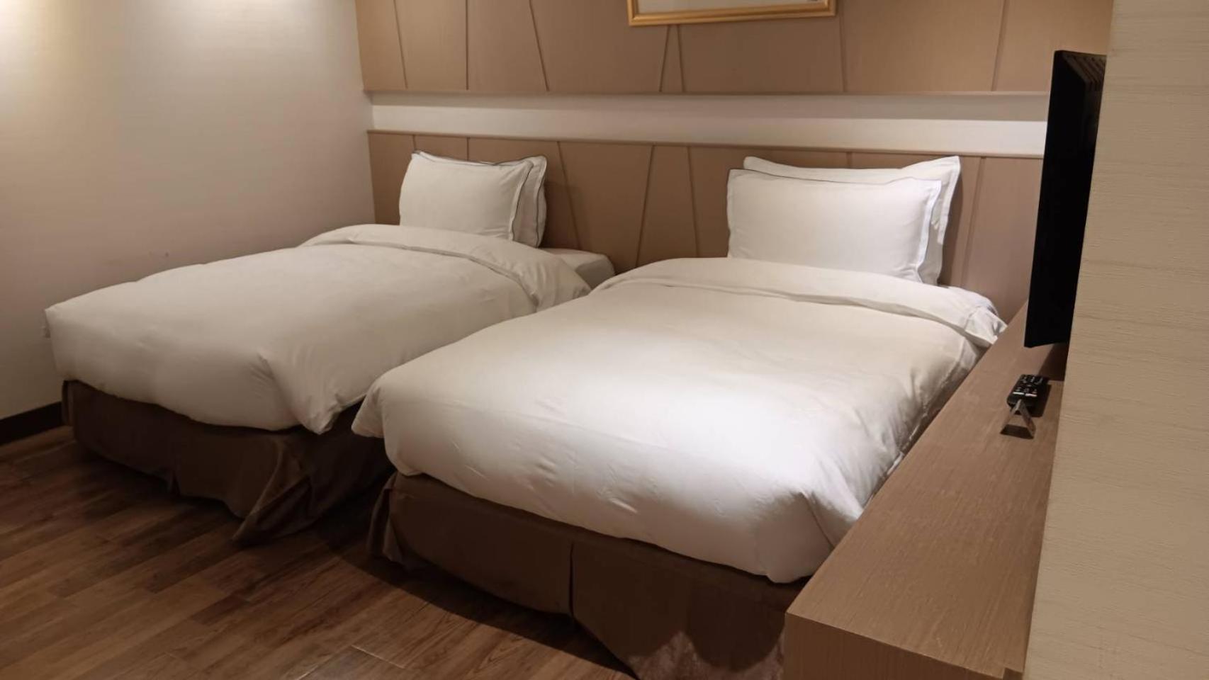 Jai Chateau Hotels & Hostels Tainan Zewnętrze zdjęcie