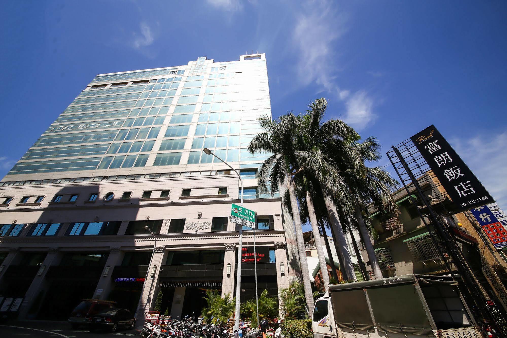 Jai Chateau Hotels & Hostels Tainan Zewnętrze zdjęcie