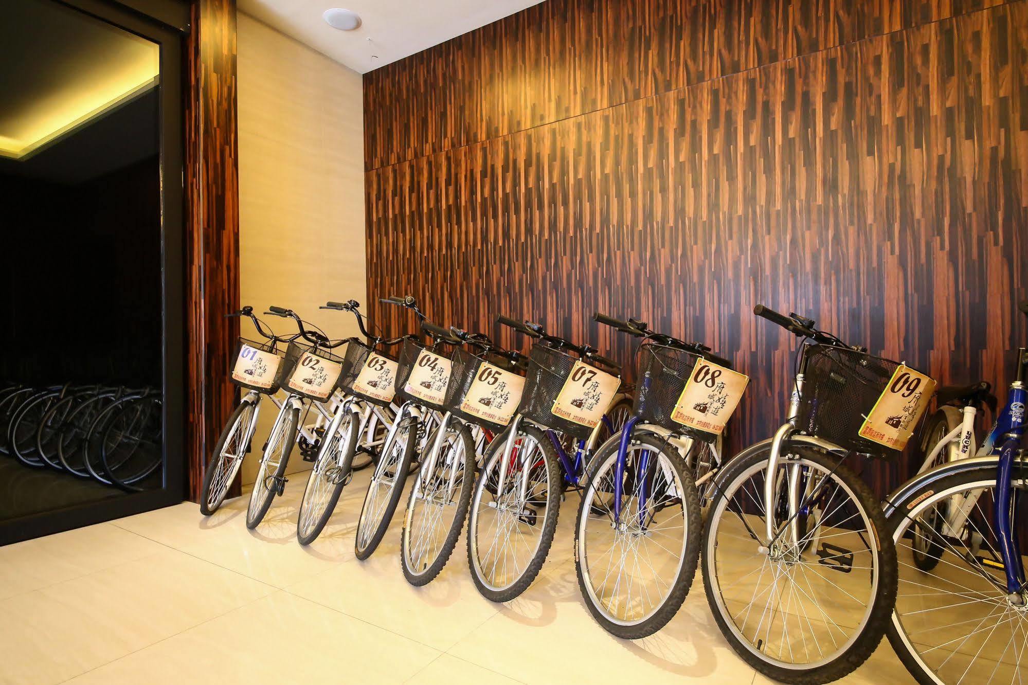 Jai Chateau Hotels & Hostels Tainan Zewnętrze zdjęcie