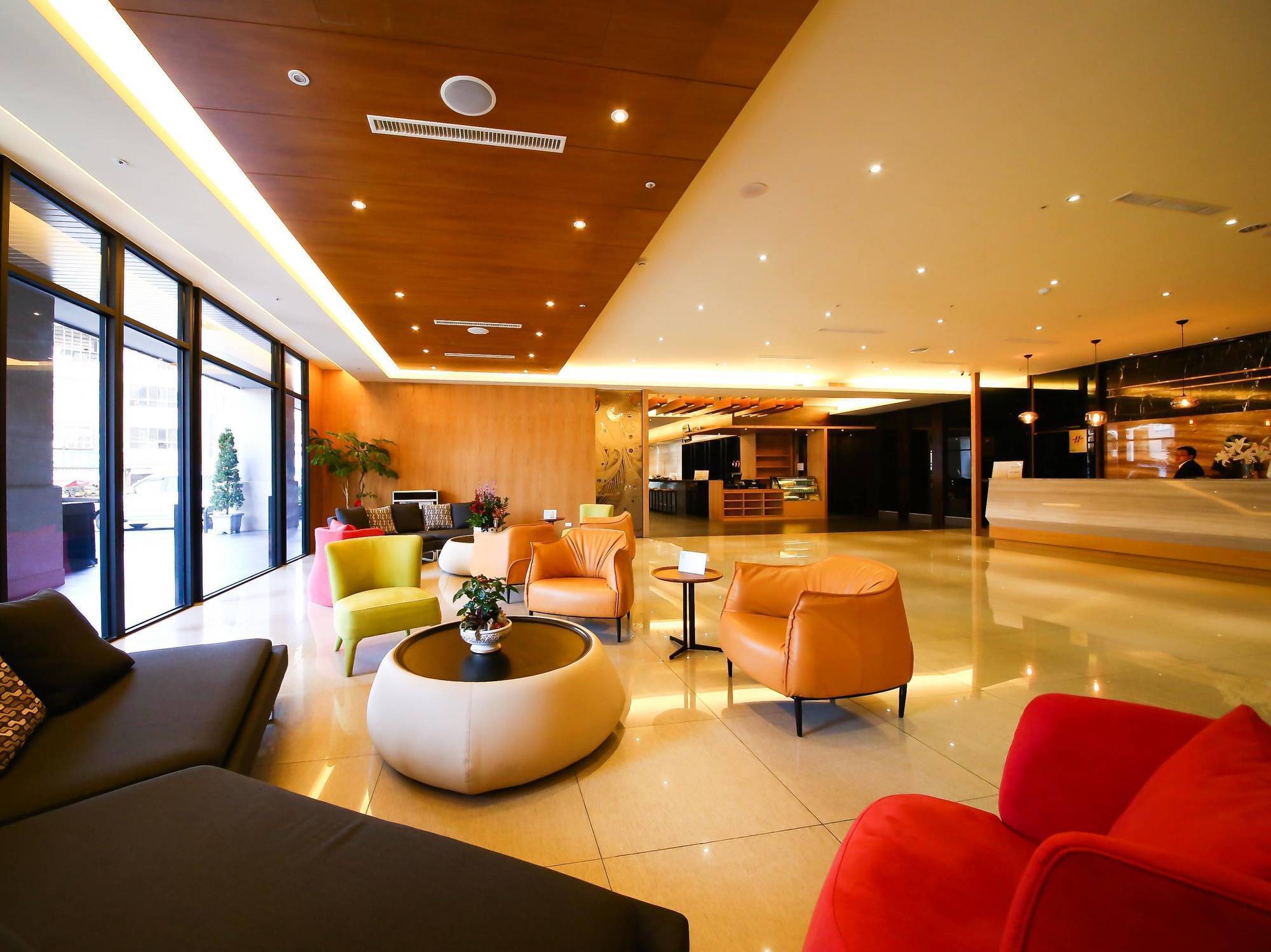 Jai Chateau Hotels & Hostels Tainan Zewnętrze zdjęcie
